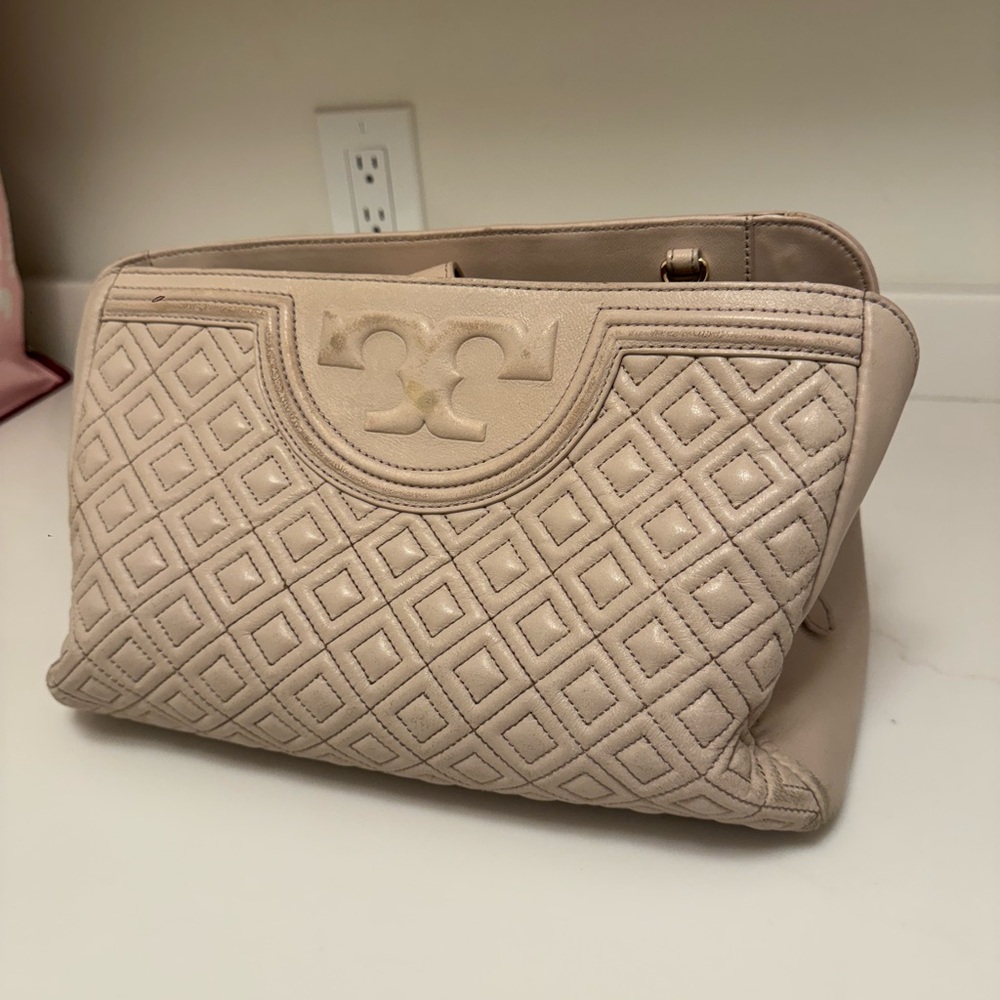 Tory Burch Fleming Tote Light Pink Neutral Color Gold Hardware Quilted Leather